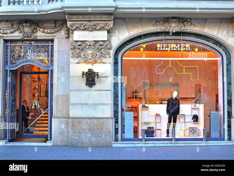 hermes packet shop bacelona|HERMES .